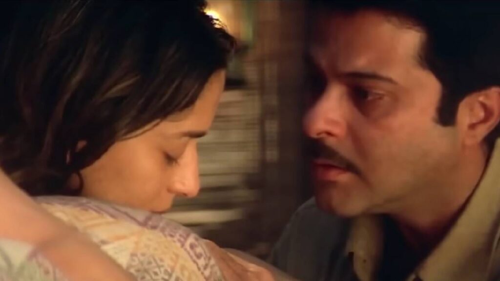 Madhuri Dixit and Anil Kapoor shooting in snowy mountains